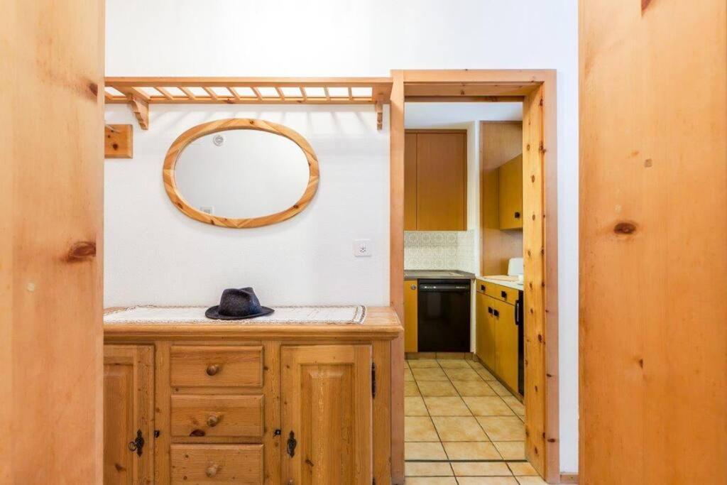 Direkt Am - Aussicht - Balkon - Tg-stellplatz अपार्टमेंट